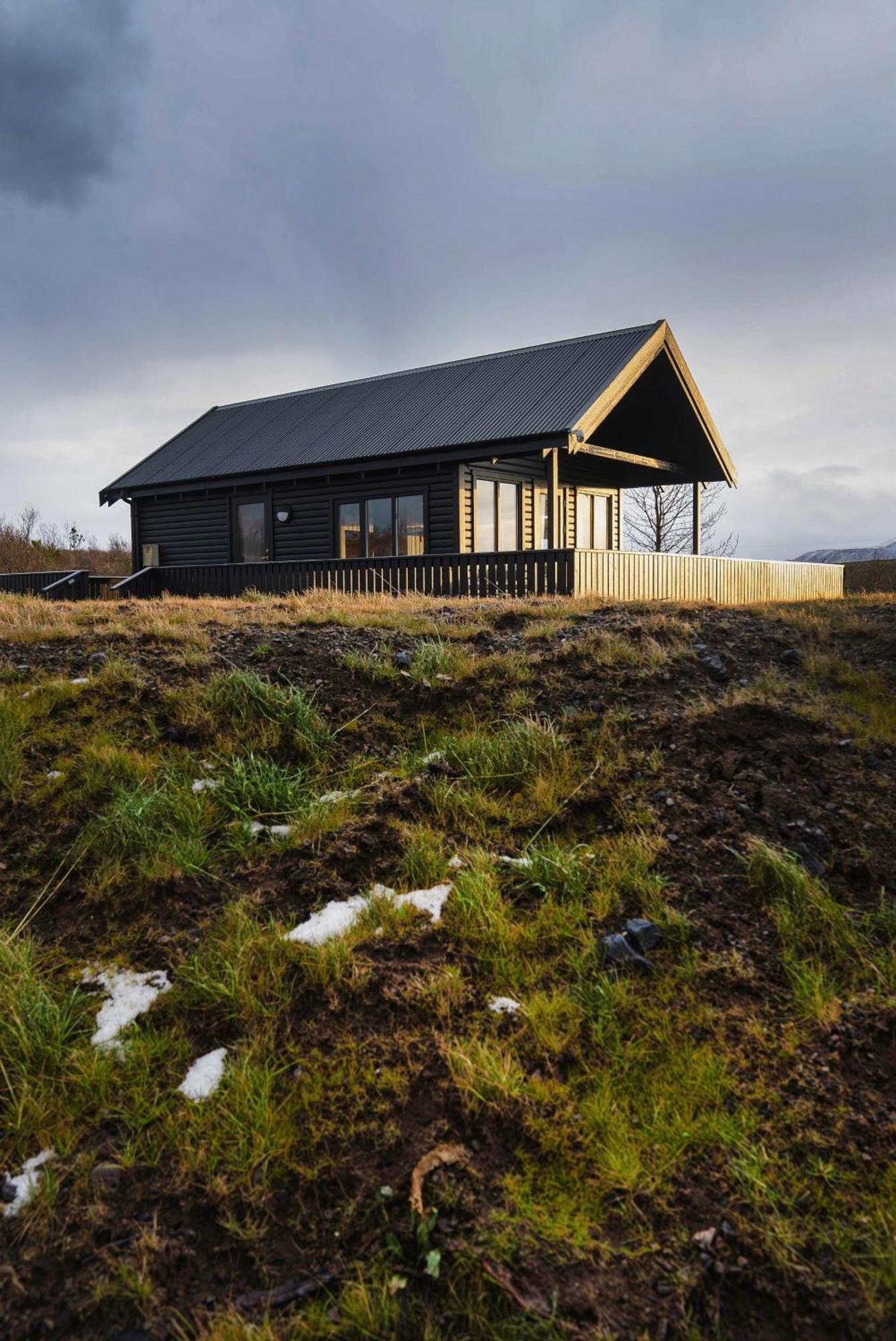 Cozy Cabin Near Golden Circle With Panoramic Views 莫斯费德斯拜尔 外观 照片